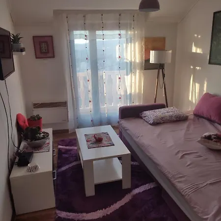Vendégház Sobe Aida Porodice Foht 96 *